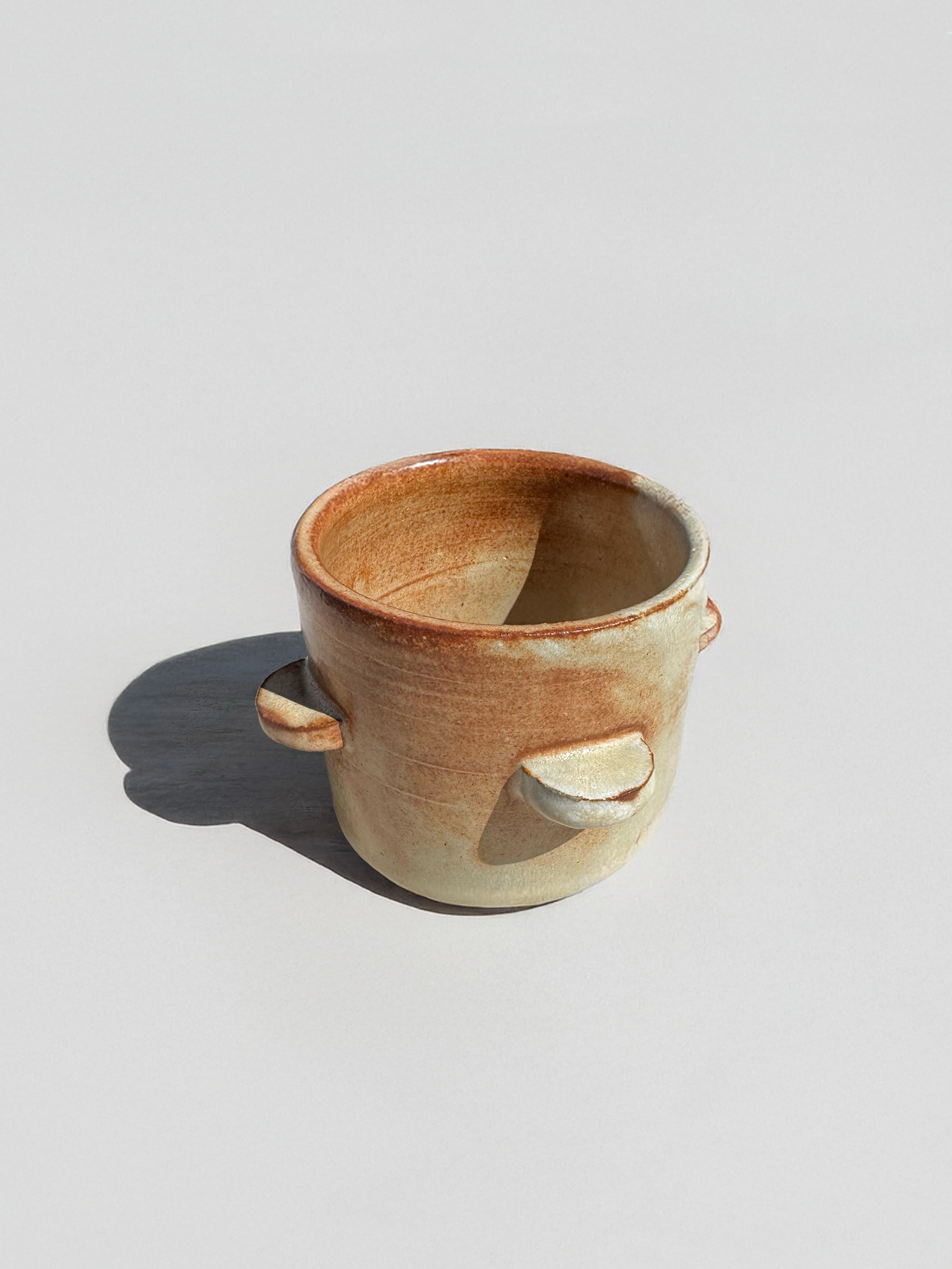 Handmade Ceramic Planter with Drainage Hole: Unique Indoor Plant Pot